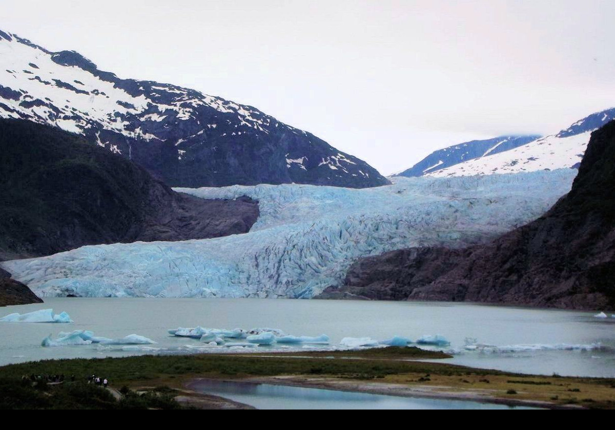 The Juneau Ice Field, where the Mendenhall Glacier originates, covers an area of about 3,850 sq km (1,500 sq miles).