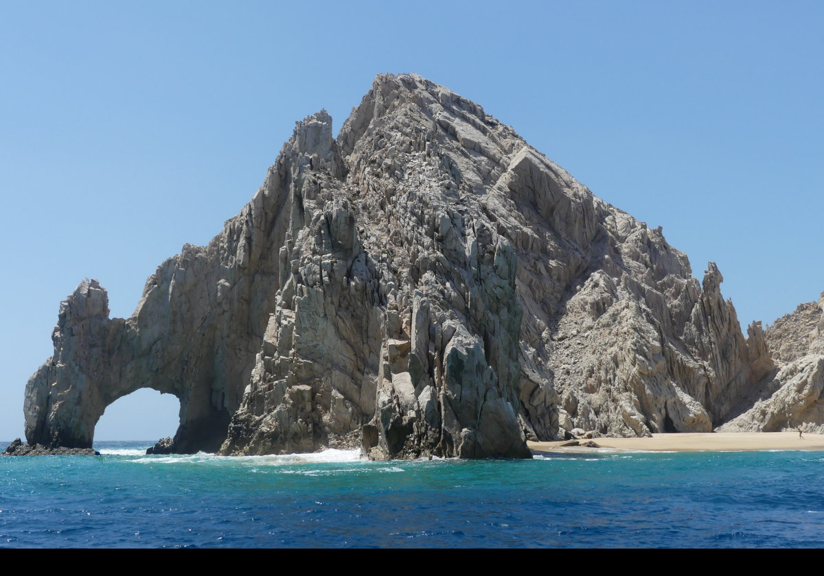The Arch of Cabo San Lucas in the south of Cabo.