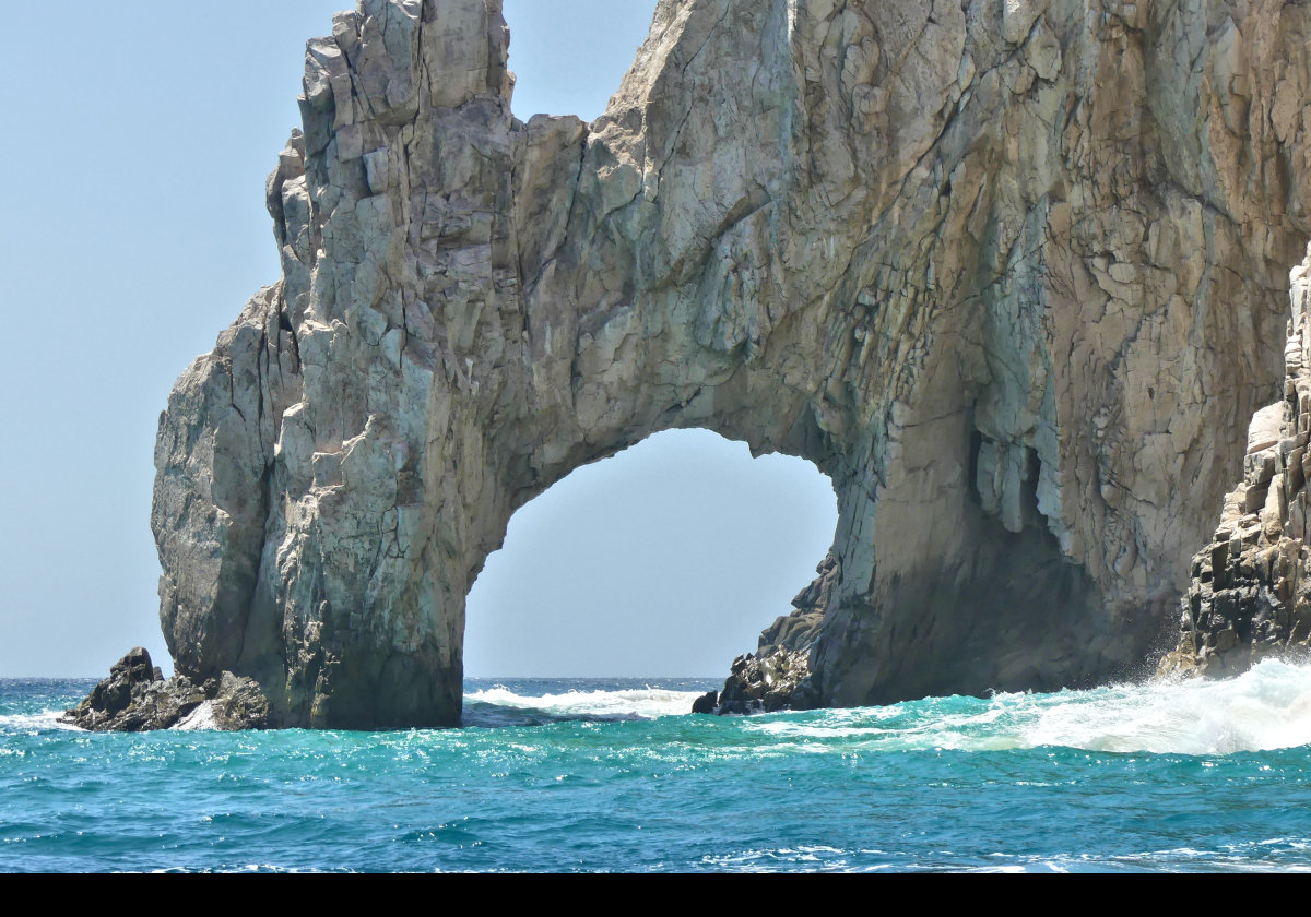 Located where two beaches called the Playa del Amor and the Playa del Divorcio meet.
