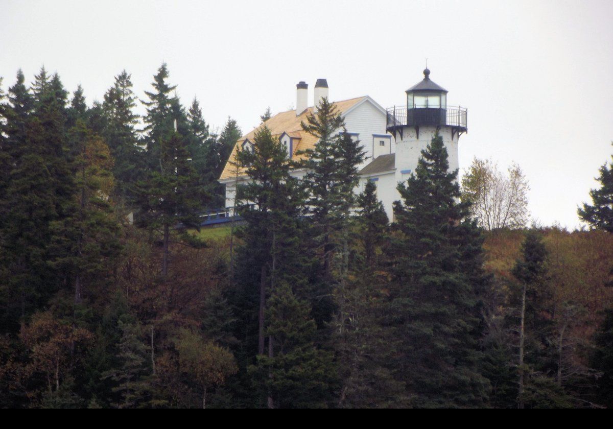 Since 1989, the lighthouse operates as a private aid to Navigation.  It is owned by the National Park Service, which leases it as a private residence.