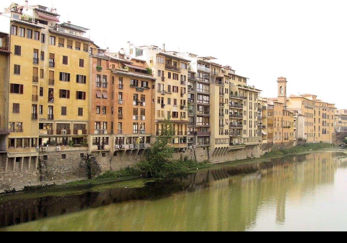 More houses along the Arno River.