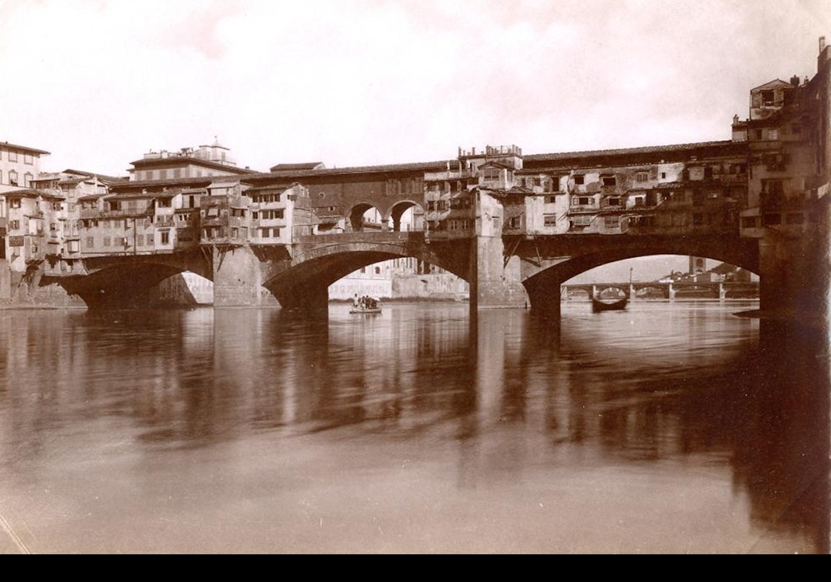 Another older picture of the Ponte Vecchio.