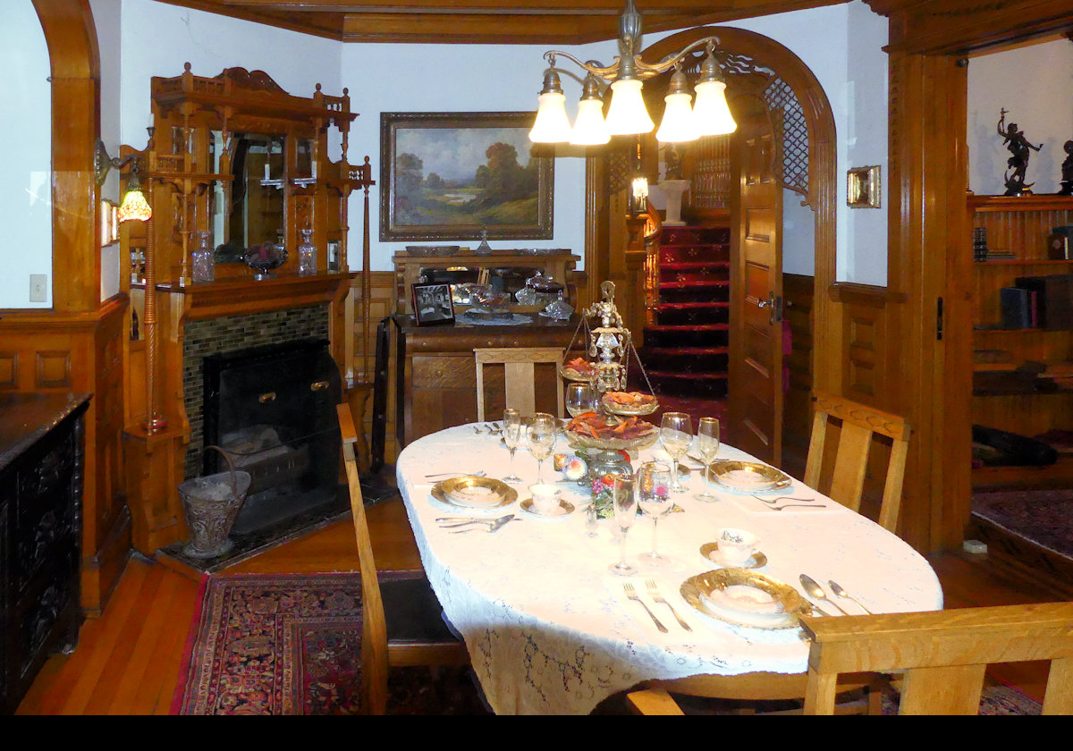 A series of pictures oif the interior of the Harlow E. Bundy House.