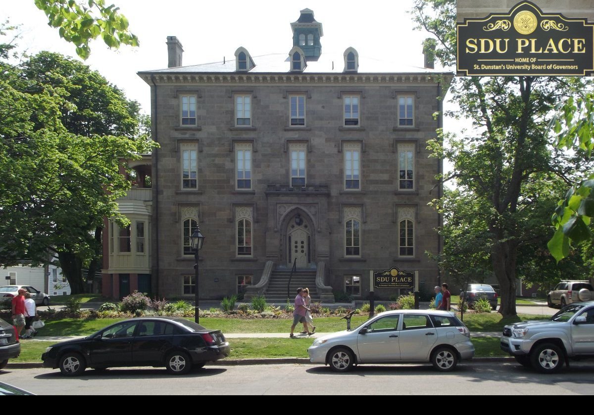 Founded in 1855 as a seminary, St. Dunstan''s Roman Catholic University (SDU) closed in 1969 when it merged with Prince of Wales College to become the University of Prince Edward Island.  The SDU Board of Governors apparently continues as a foundation promoting Christian higher education.