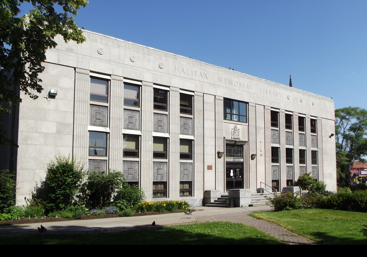 The Spring Garden Road Memorial Library that closed in Aug 2014. The Churchill statue in the previous picture is situated in the grounds.