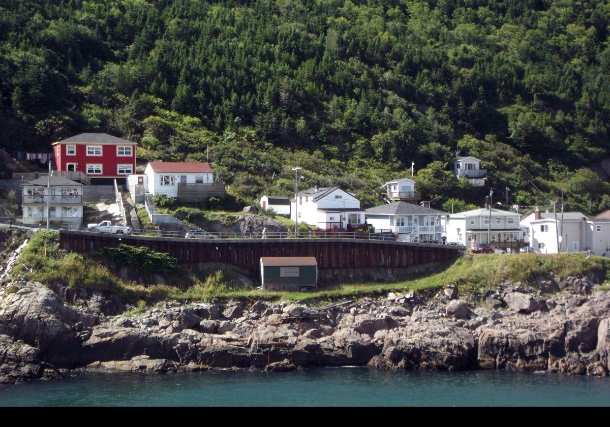 Homes along Cahill Point.