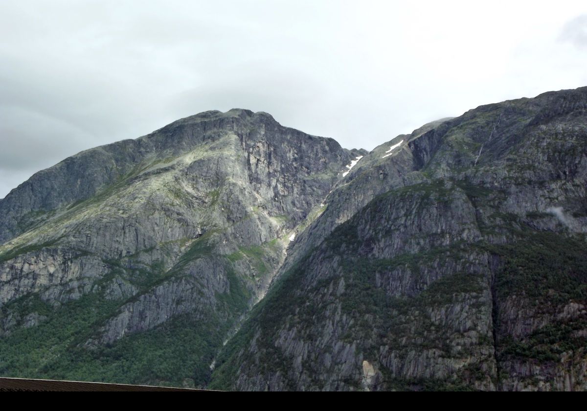 The mountains surrounding Eidfjord.