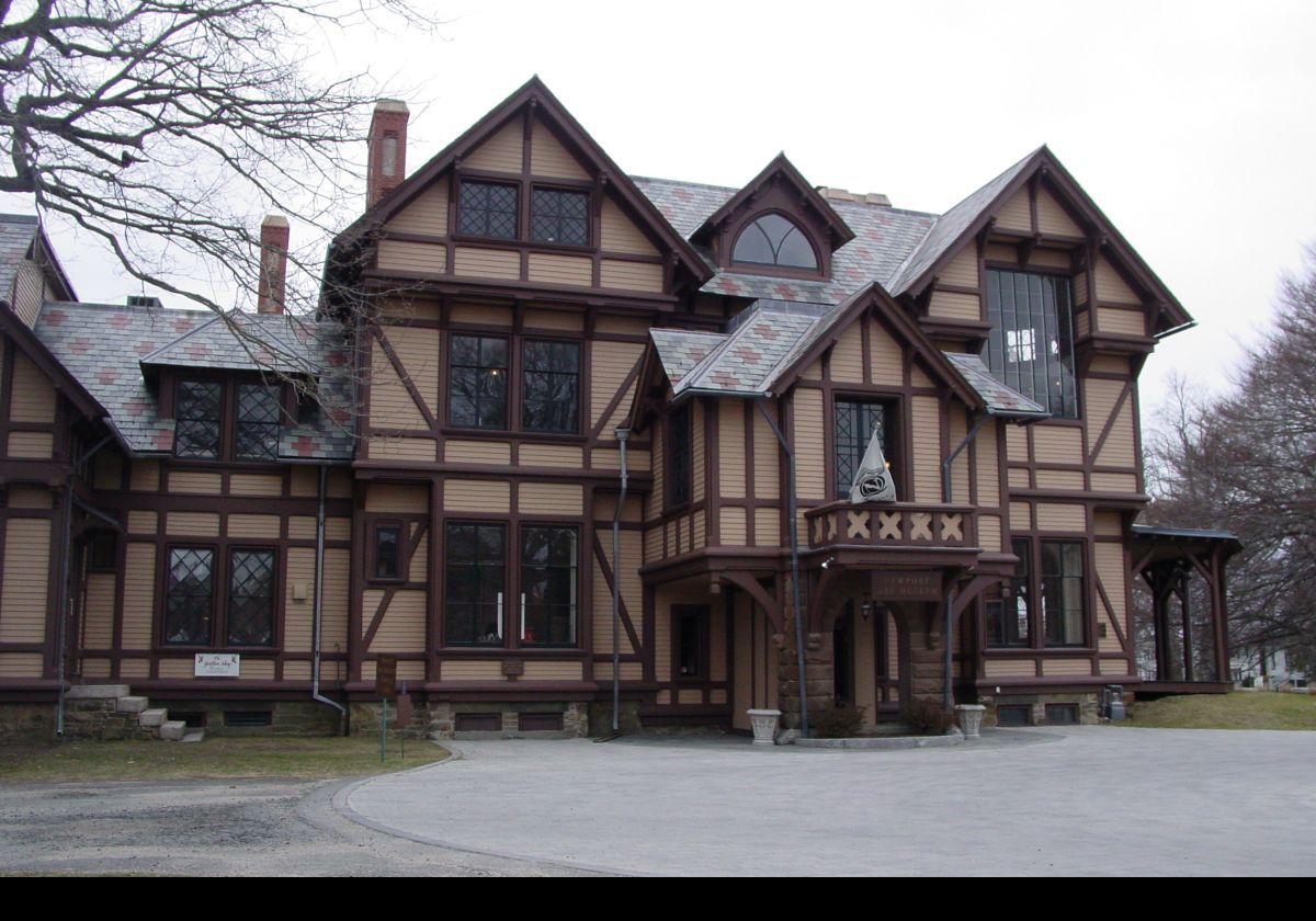 Griswold House, 76 Bellevue Avenue, which was designed by Richard Morris Hunt in 1862, is home to the Newport Art Museum & Art Association.  There are additional exhibition areas adjacent to the main building in the Cushing Gallery.  